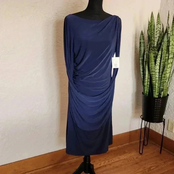 OLEG CASSINI Short jersey cape dress - Picture 1 of 14